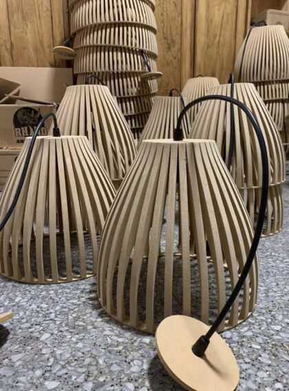 Lámpara en MDF Reforzado 31x25